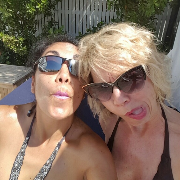 Meet your Posher, Debra - Picture 5 of 8